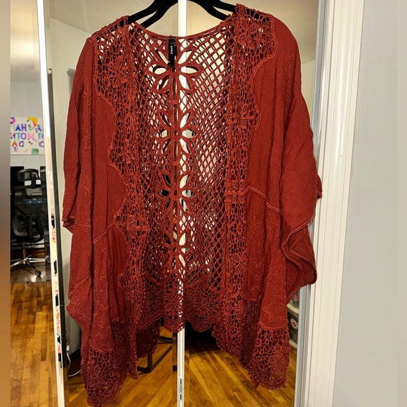 torrid Tops - Torrid One Size Crochet Ruana